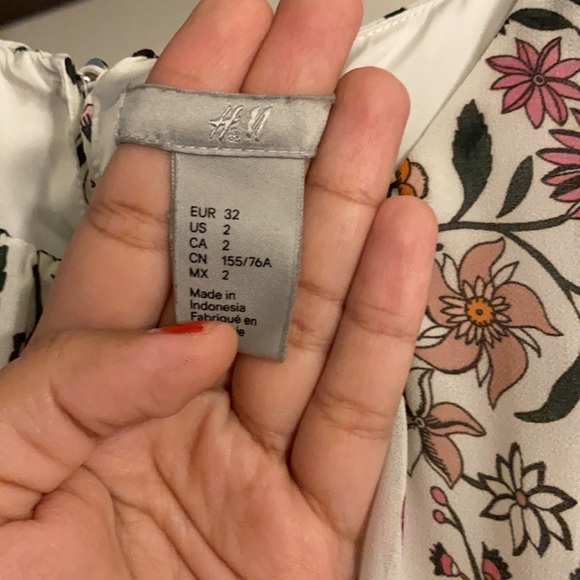 Cute floral print Dress just for 10$ - Picture 3 of 4